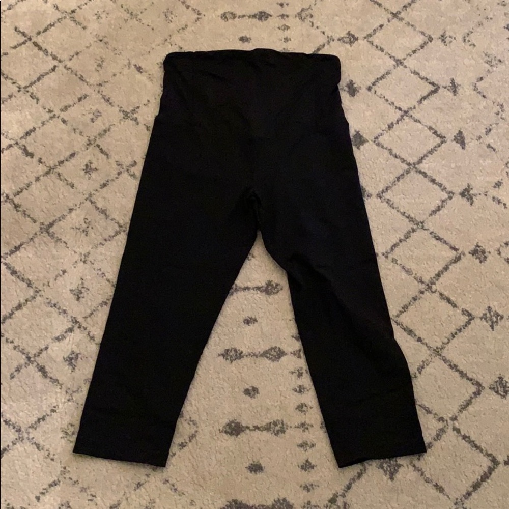 Ingrid & Isabel Maternity Leggings